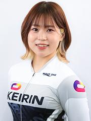 高橋　朋恵